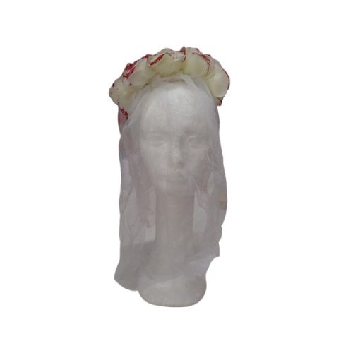 Fehér tüllös fejdísz, fátyol hajráfon, véres menyasszony, halott menyasszony - Halloween - ÚJ