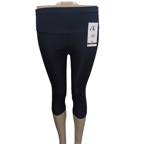 Női S-M-es fekete bordás capri leggings - ÚJ